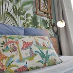 Le Toit De - Proche - Les Roses * Вёль-ле-Роз