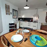 Le Toit De - Proche - Les Roses *