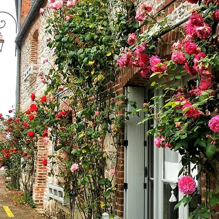 Le Toit De - Proche - Les Roses * Вёль-ле-Роз